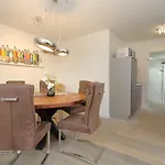 Midgard Appartement *